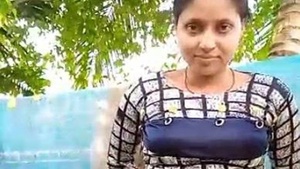 Village girl's nude bath MMS video will make you climax