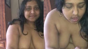 Desi bhabi has sex with her boss in this video