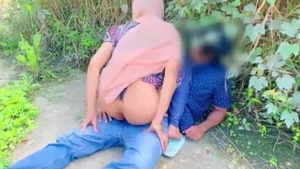 Tamil girl Votuor Ches enjoys a steamy encounter in a park