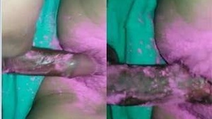 Desi couple enjoys hot sex with friends in Holi party