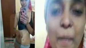Indian girl captures video of her big boobs and sends it to her lover