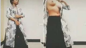 Desi girl flaunts her big boobs in a wild video on TikTok