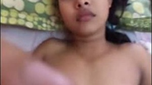 Desi teen shows her sexy pussy and ass in home sex video