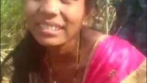 Desi wife gets fucked in the village outdoors