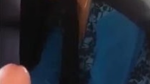 Pakistani girl gives a blowjob in a steamy video
