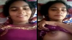 A sweet-faced Desi girl goes live on camera
