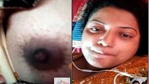 Desi bhabhi flaunts her big boobs on video call to her lover