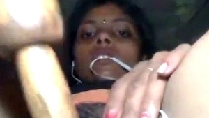 Desi woman uses a chapati to pleasure herself