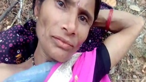 Desi slut with a bushy pussy takes a hard outdoor pounding