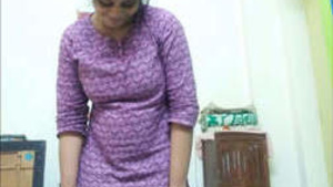 South Indian aunty's nude office video part 20