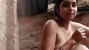 Nude Indian girls take on the challenge of selfies in the bathtub