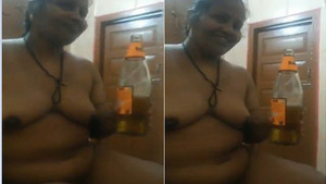 Exclusive nude video of a paid desi babe