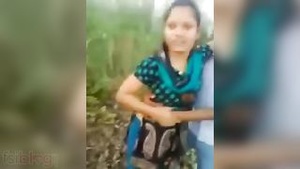 Sensual Desi hottie indulges in outdoor passion with MMS scandal