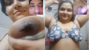 Indian bhabhi with big boobs gets paid to show off on VK