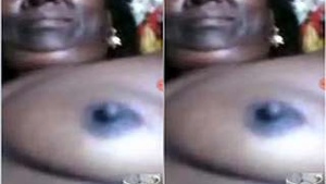 Mallu bhabhi flaunts her boobs and pussy on video call