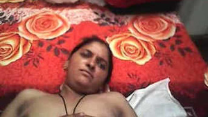 Horny bhabhi takes it in the ass from her lover