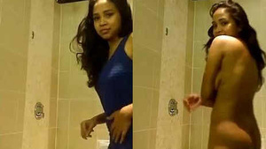 Desi babe goes naked in the bathroom and gets filmed