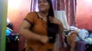 Married Desi wife flaunts her pussy and ass on camera