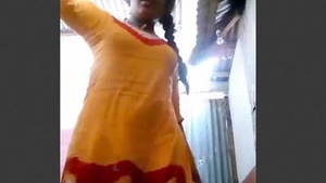 Lovely Desi teen flaunts her beautiful pussy
