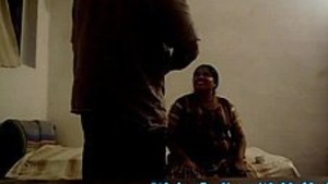 Aunty Tamil Swana's steamy sex tape