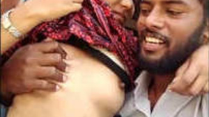 Outdoor sex clips of Indian lovers in action