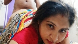 Indian bhabhi takes on a call boy in steamy video