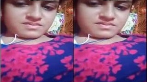Indian bhabhi with big boobs fingering herself on camera
