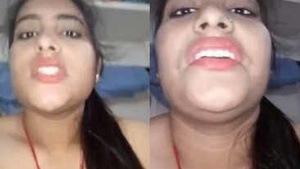 Madheena's erotic facial expressions in Mumbai video