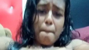 Tamil beauty gives a solo masturbation video with sexy nude selfie