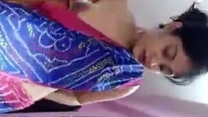 Nude Indian girl in Dhaka takes solo video