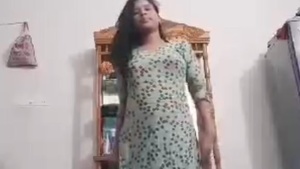 Cute Indian girl with big boobs flaunts her curves on webcam