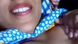 Indian wife showcases her ample bosom in sizzling video